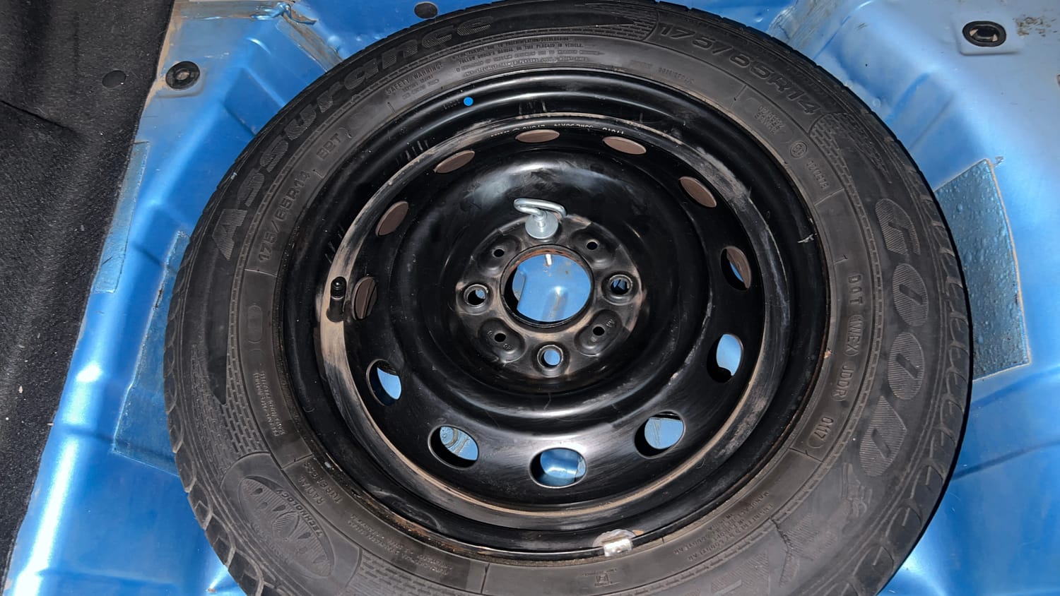 Used 2017 Tata Tiago Revotron XZ Petrol Manual tyres SPARE TYRE VIEW