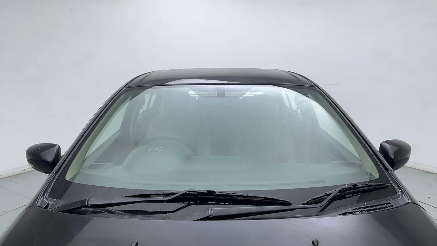 Used 2021 Maruti Suzuki Ciaz Alpha 1.5 AT Petrol Automatic exterior FRONT WINDSHIELD VIEW