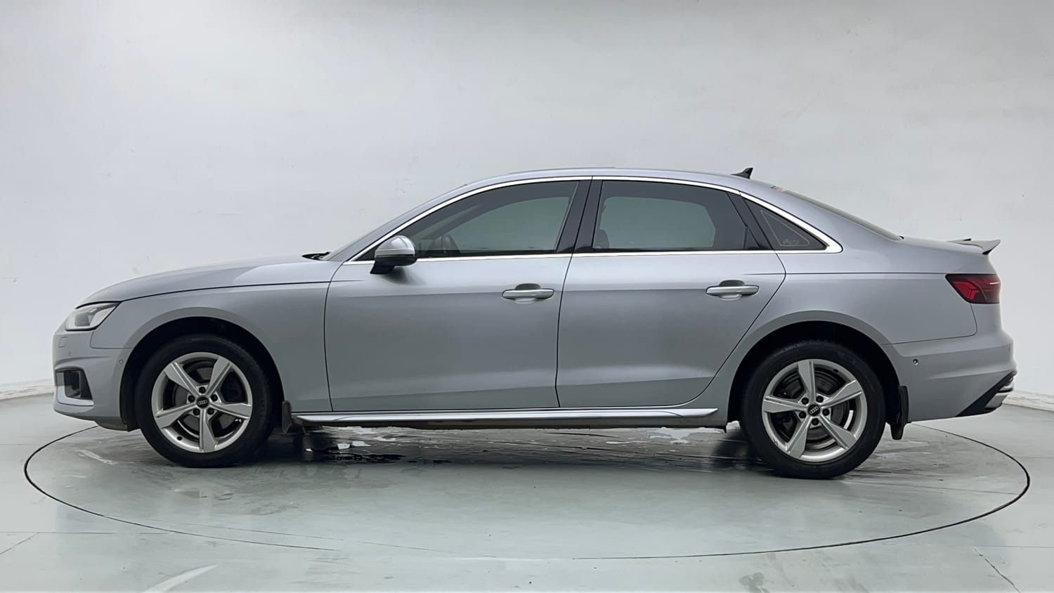 2021 Audi A4 Technology 40 TFSI-1