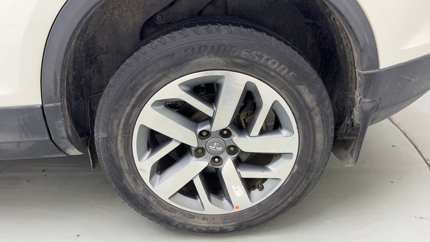 2021 Tata Safari XZA Plus-36