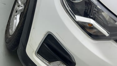 minor_scratch_0