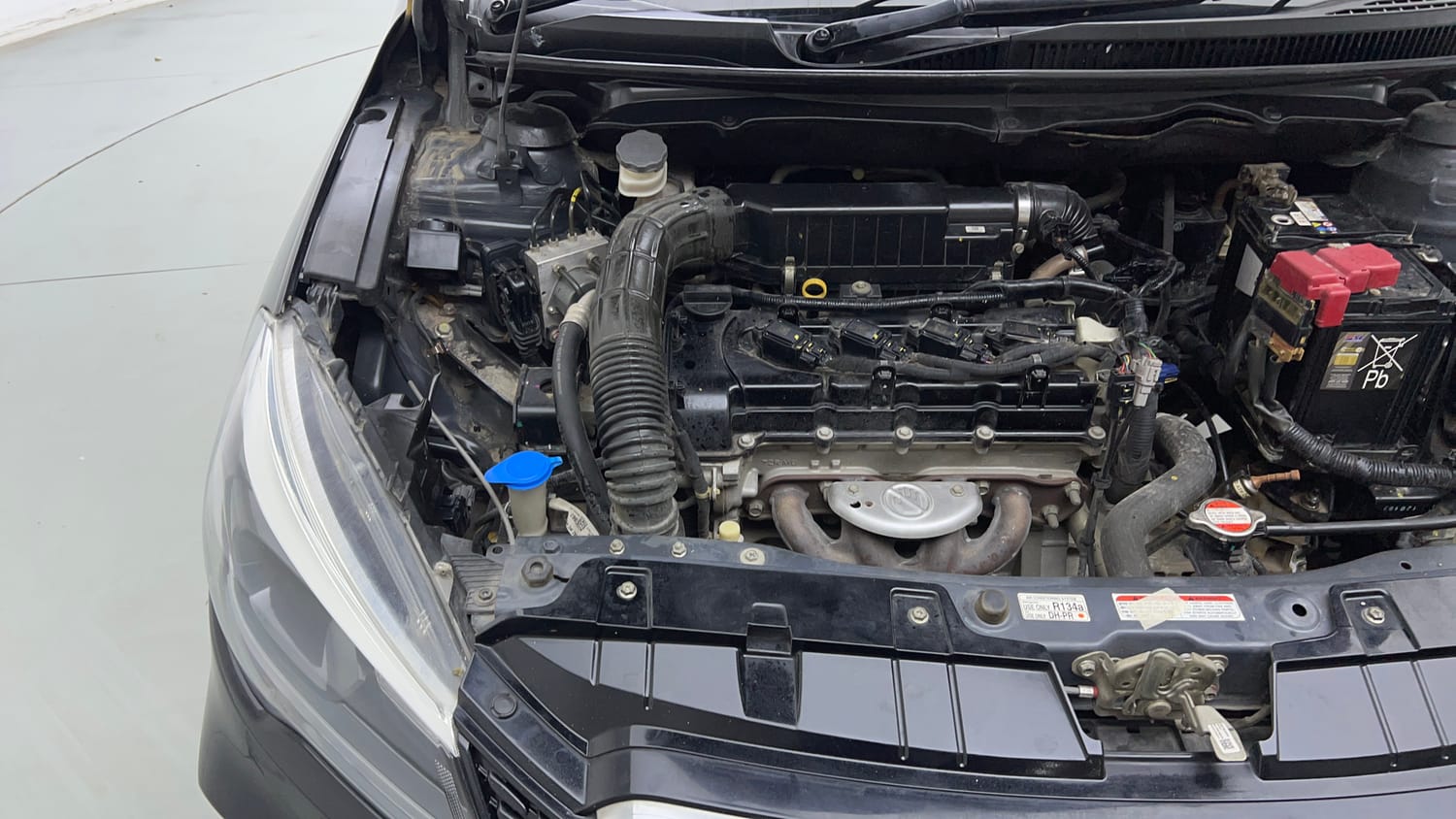 Used 2021 Maruti Suzuki Ciaz Alpha 1.5 AT Petrol Automatic engine ENGINE RIGHT SIDE VIEW