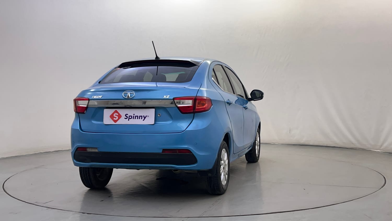 Used 2017 Tata Tigor Revotorq XZ Diesel Manual exterior RIGHT REAR CORNER VIEW