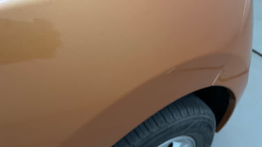 minor_scratch_0