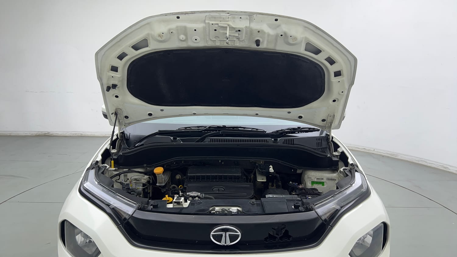 2022 Tata Punch Adventure MT-27