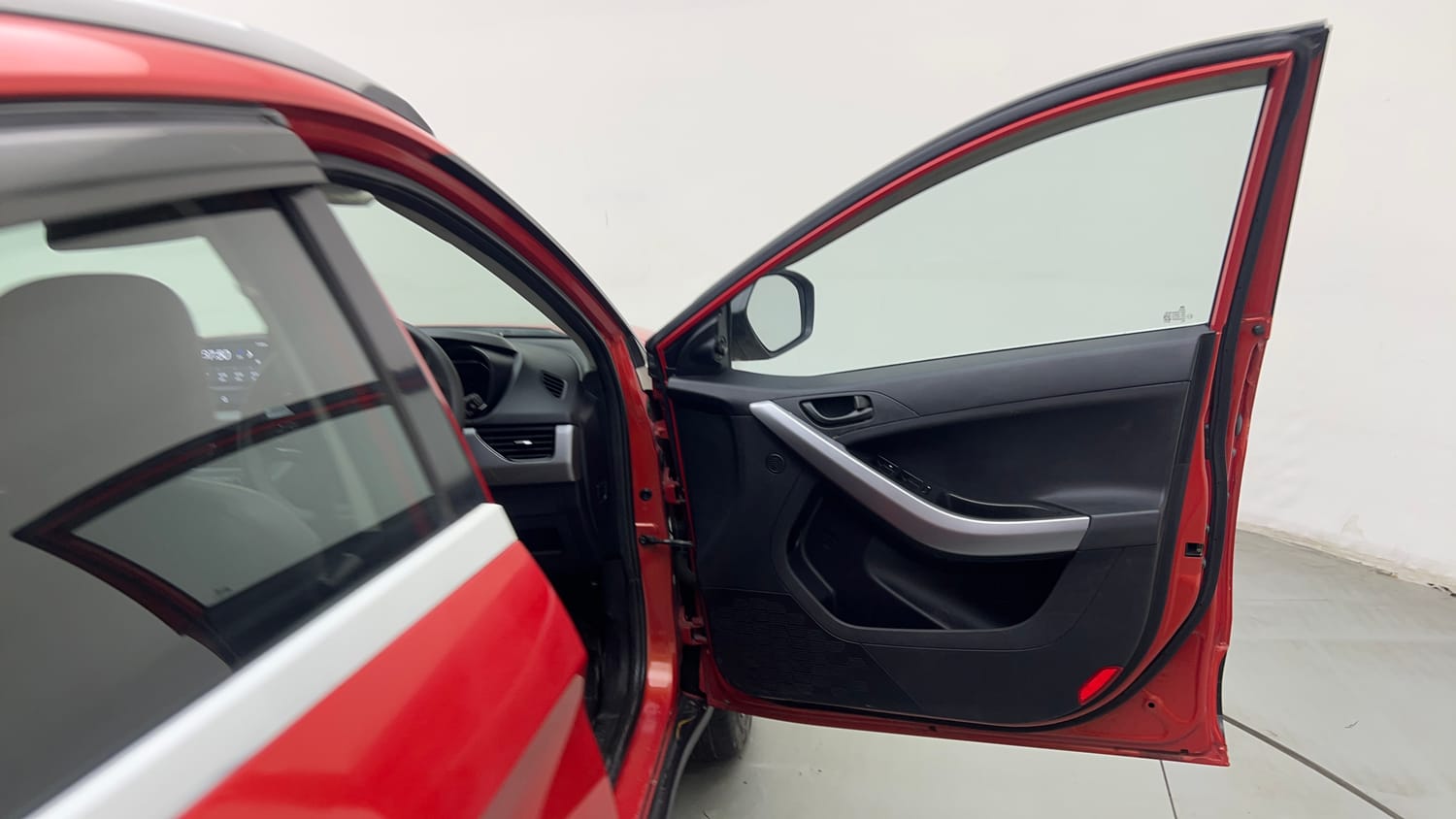 Used 2022 Tata Nexon XMA (S) Petrol Automatic interior RIGHT FRONT DOOR OPEN VIEW