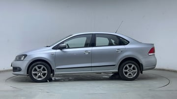 Used 2013 Volkswagen Vento Highline Petrol Petrol Manual Image