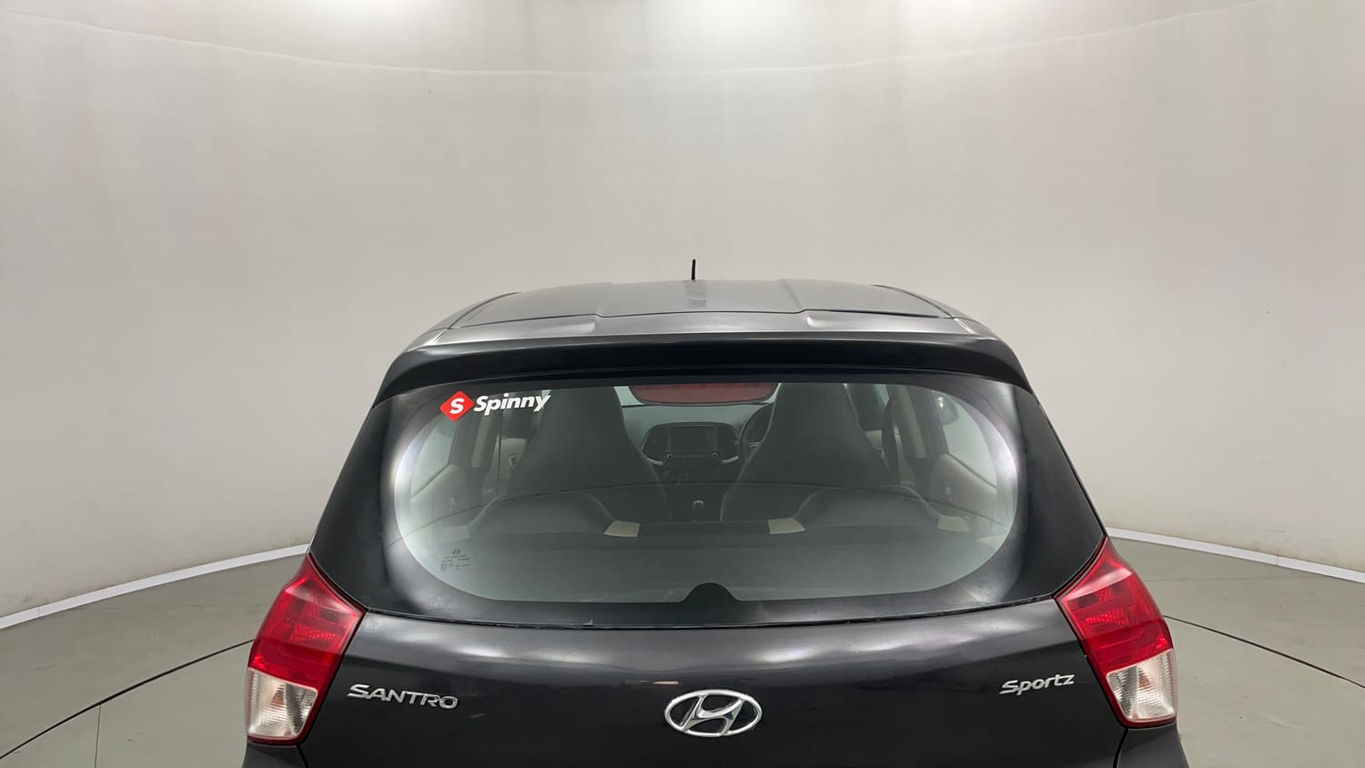 Used 2019 Hyundai Santro Sportz Petrol Manual exterior BACK WINDSHIELD VIEW