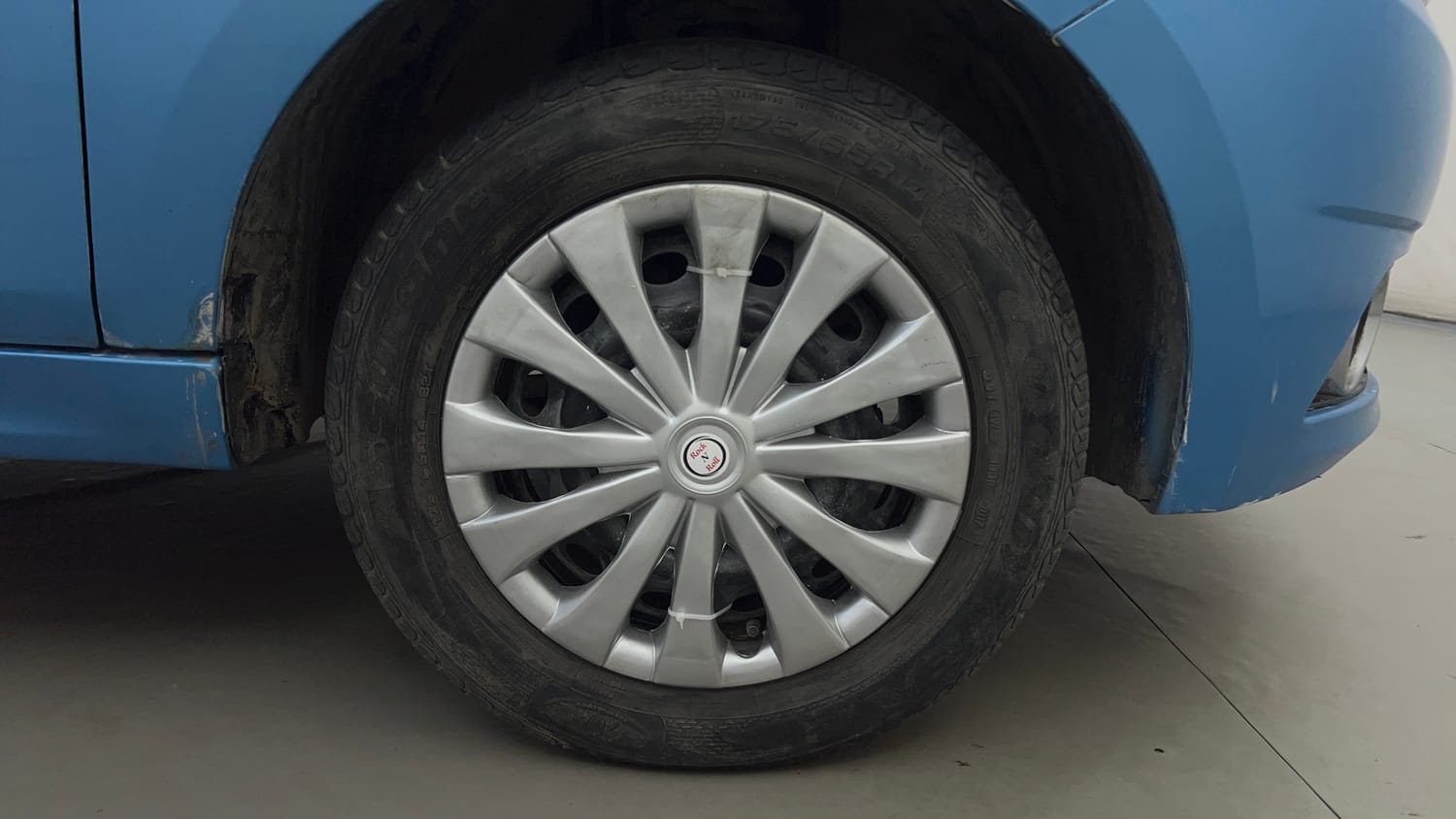 Used 2017 Tata Tiago Revotron XZ Petrol Manual tyres RIGHT FRONT TYRE RIM VIEW