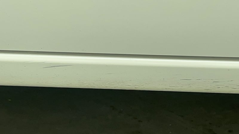 Used 2022 Maruti Suzuki Swift VXi AMT Petrol Automatic dents MINOR DENT