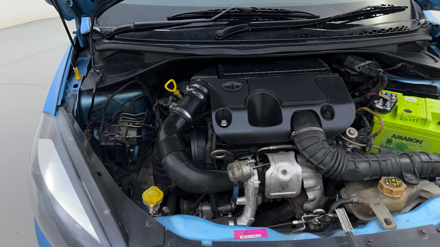 Used 2017 Tata Tigor Revotorq XZ Diesel Manual engine ENGINE RIGHT SIDE HINGE & APRON VIEW