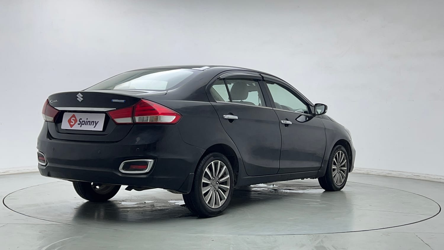 Used 2021 Maruti Suzuki Ciaz Alpha 1.5 AT Petrol Automatic exterior RIGHT REAR CORNER VIEW