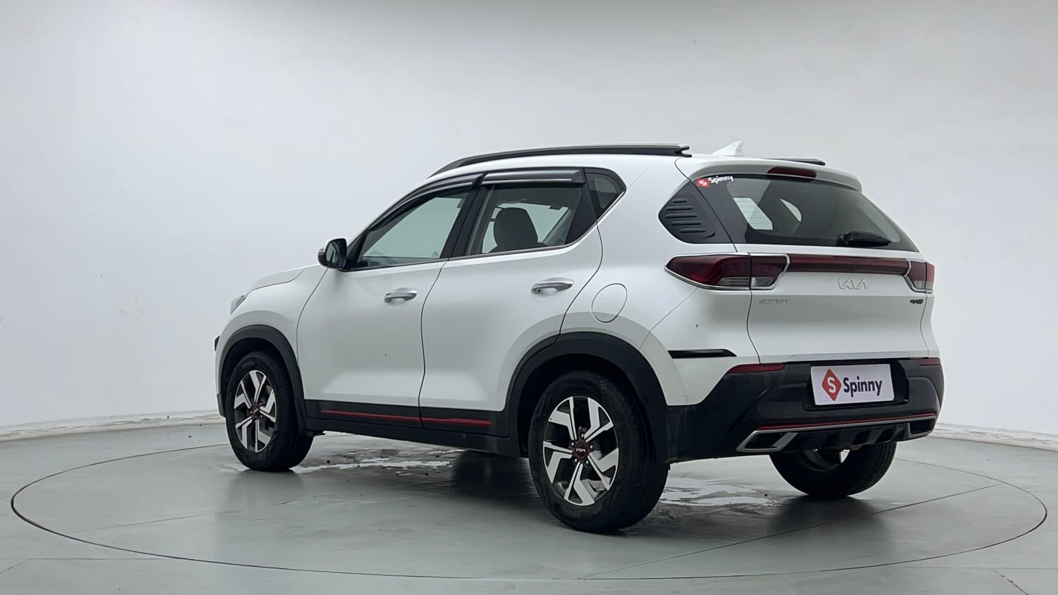 Used 2022 Kia Sonet GTX Plus 1.5 AT Diesel Automatic exterior LEFT REAR CORNER VIEW