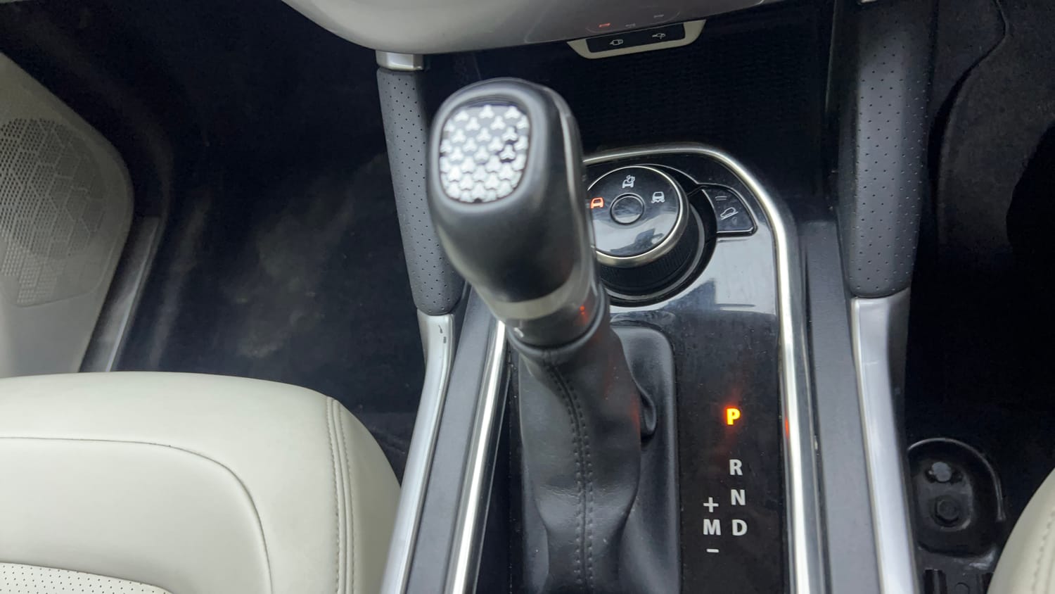 2021 Tata Safari XZA Plus-16