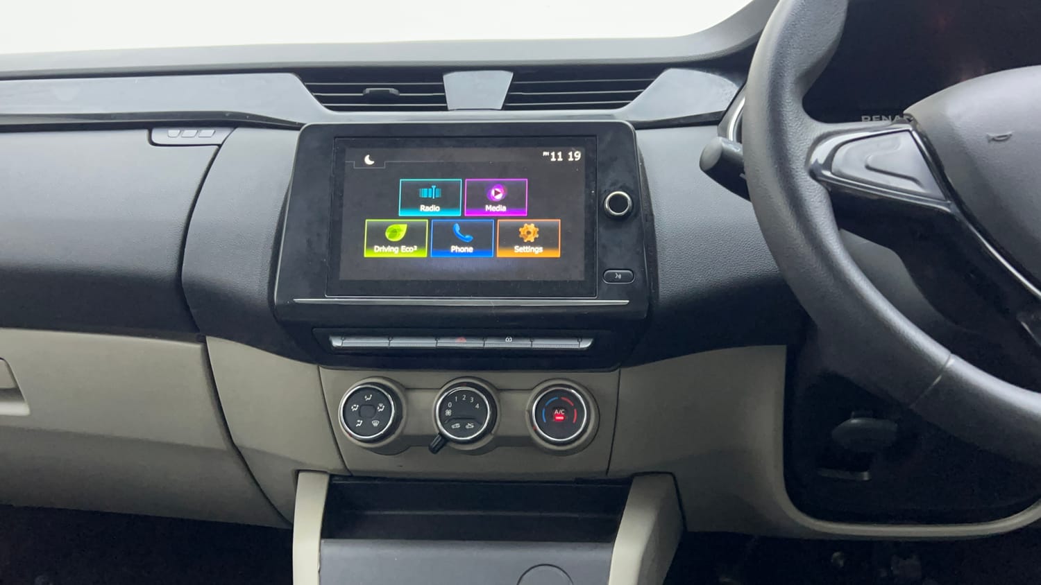 2020 Renault Triber RXT EASY-R AMT-13
