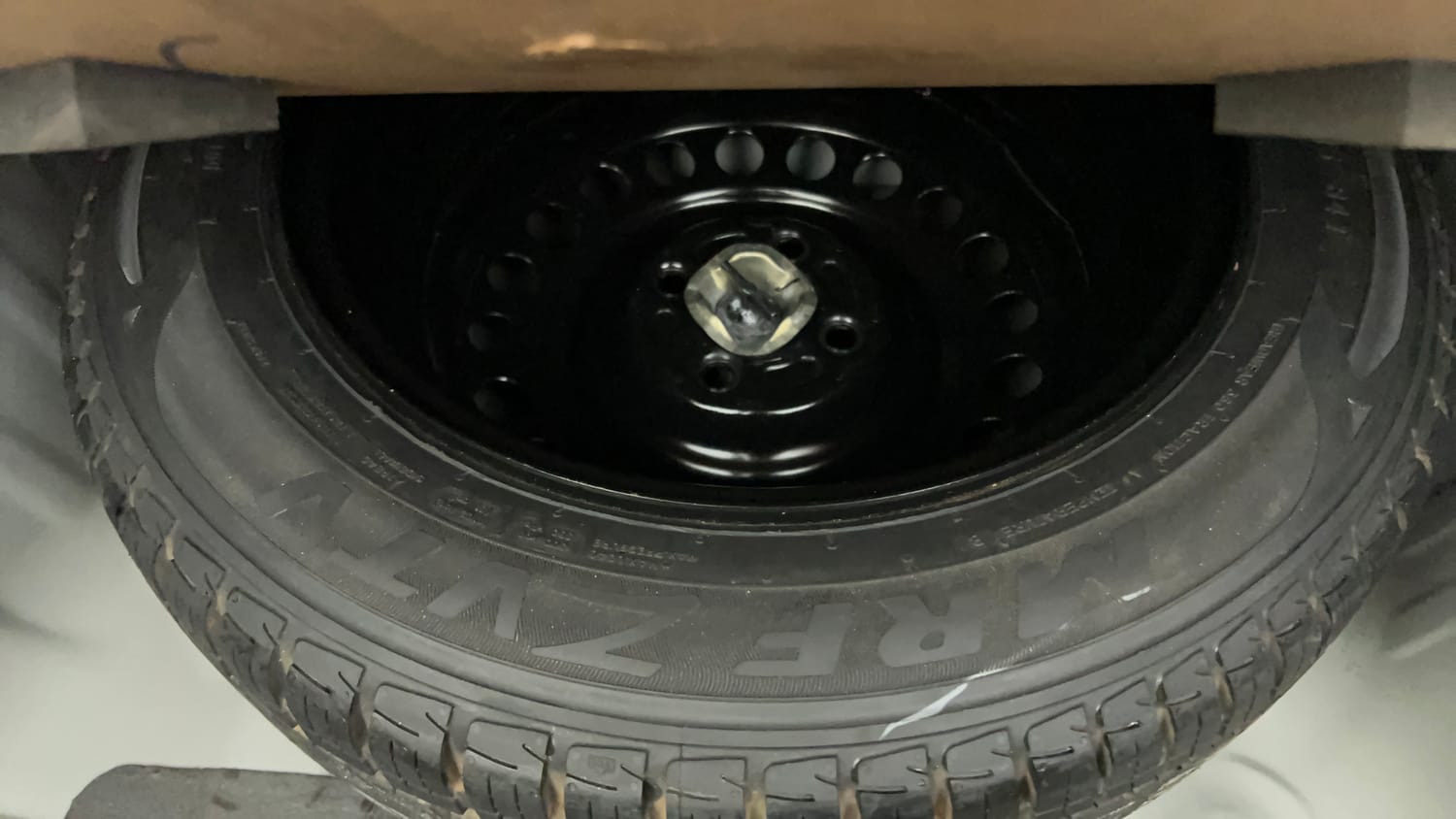 Used 2022 Honda City V Petrol+cng (Outside Fitted) Cng Manual tyres SPARE TYRE VIEW