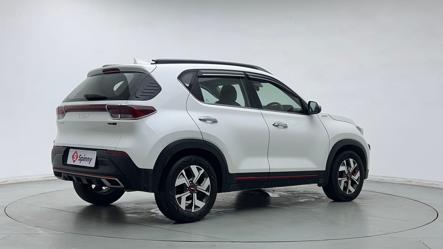Used 2022 Kia Sonet GTX Plus 1.5 AT Diesel Automatic exterior RIGHT REAR CORNER VIEW