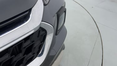 minor_scratch_0