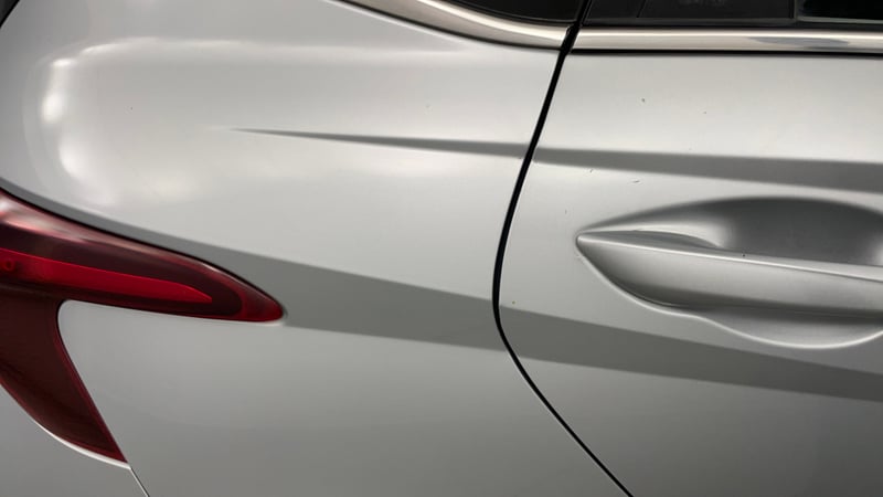 Used 2024 Hyundai i20 Sportz (O) 1.2 IVT Petrol Automatic dents MINOR SCRATCH