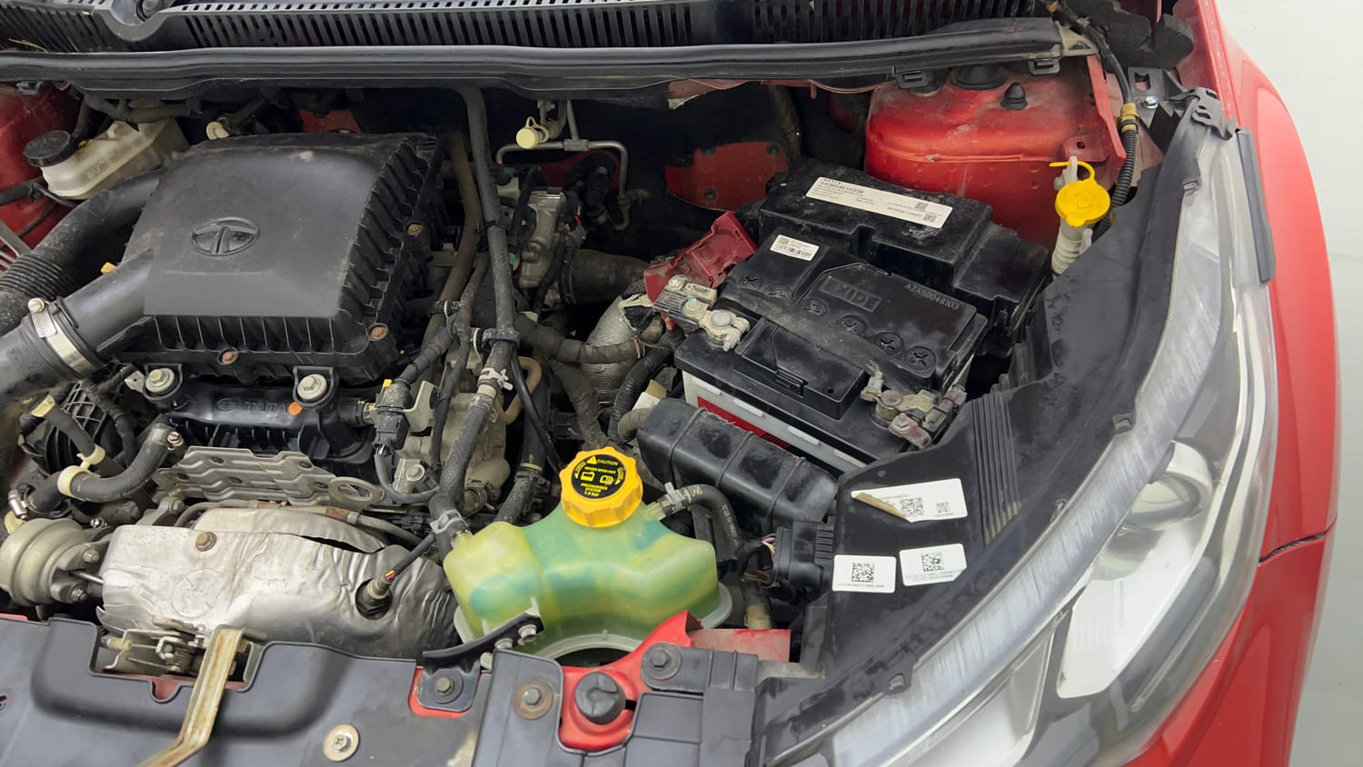 Used 2022 Tata Nexon XMA (S) Petrol Automatic engine ENGINE LEFT SIDE VIEW