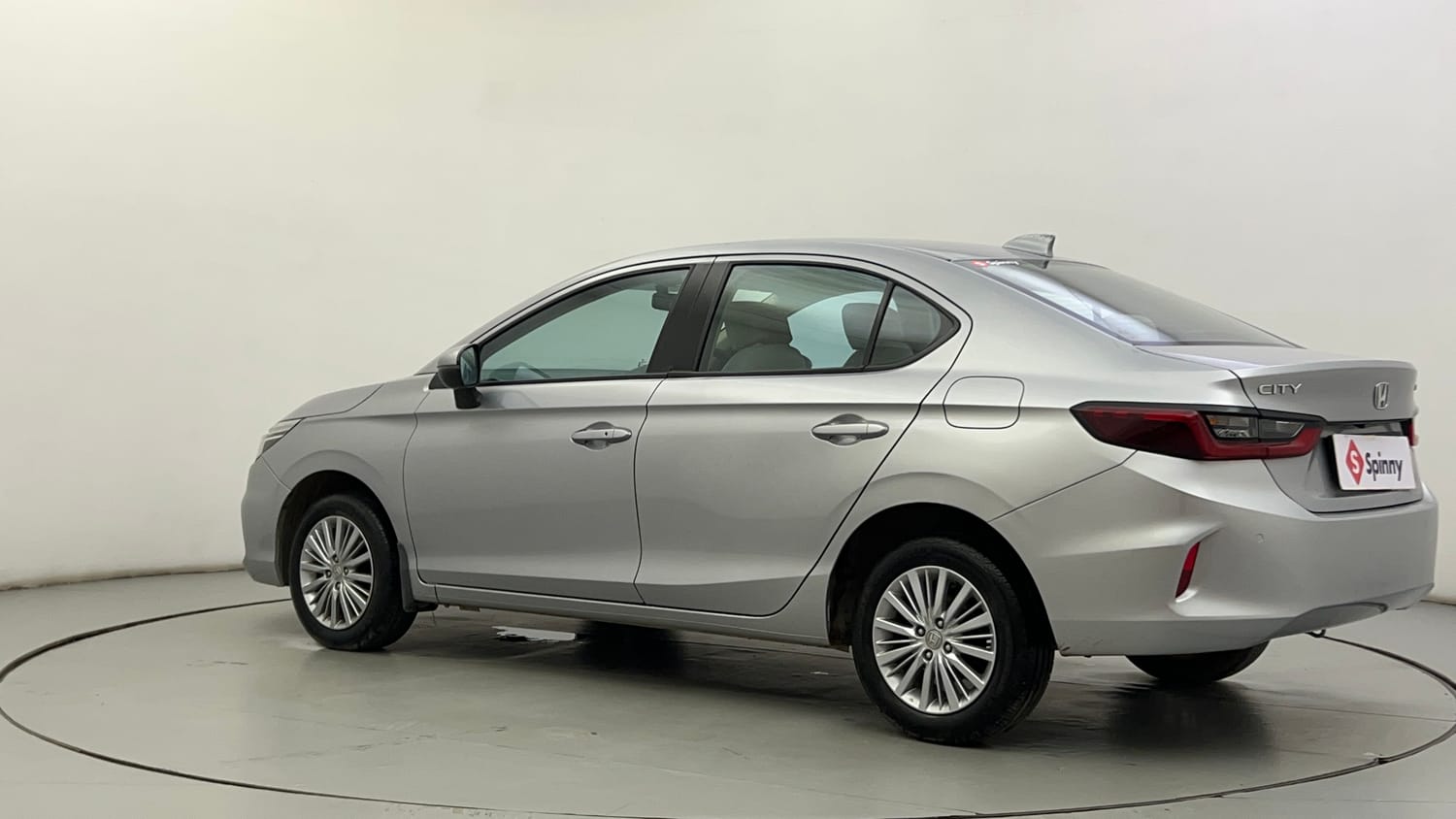 Used 2022 Honda City V Petrol+cng (Outside Fitted) Cng Manual exterior LEFT REAR CORNER VIEW