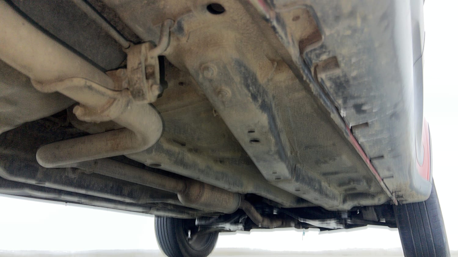 Used 2022 Tata Nexon XMA (S) Petrol Automatic extra REAR RIGHT UNDERBODY VIEW