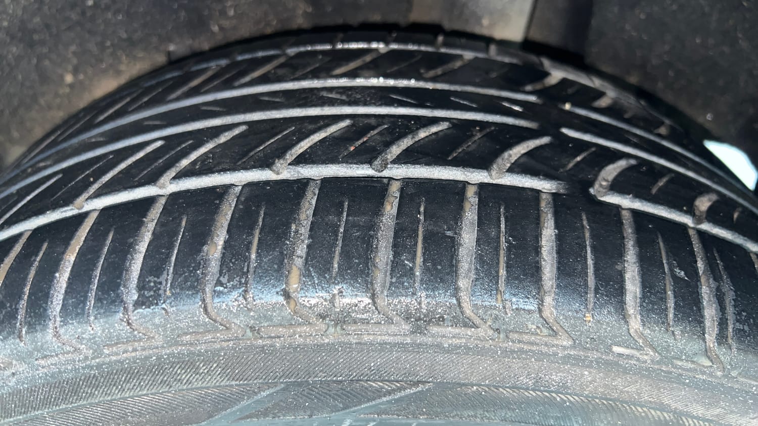 Used 2020 Maruti Suzuki Baleno Alpha Petrol Manual tyres LEFT REAR TYRE TREAD VIEW