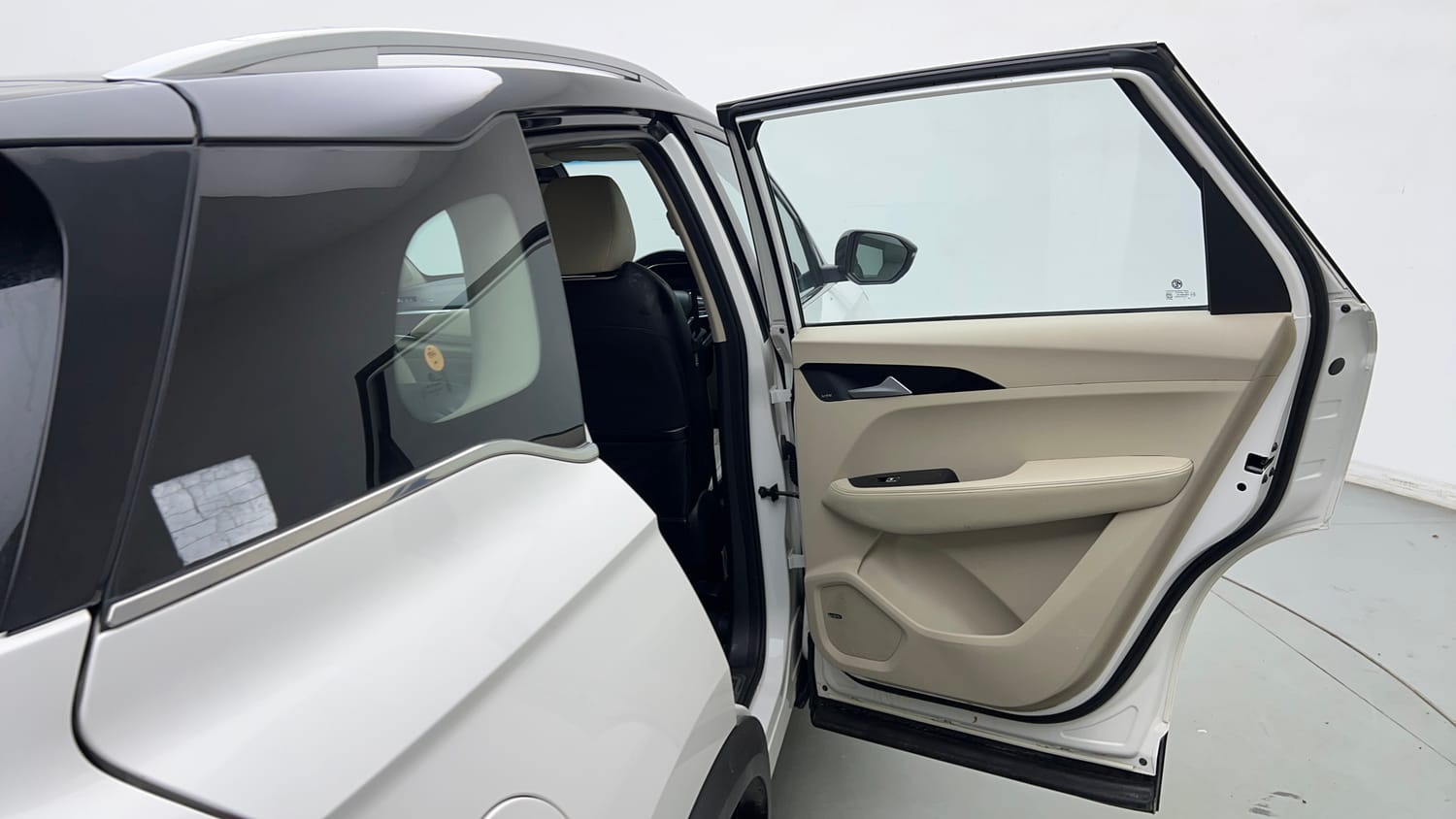Used 2021 MG Motors Hector Sharp 1.5 DCT Petrol Petrol Automatic interior RIGHT REAR DOOR OPEN VIEW