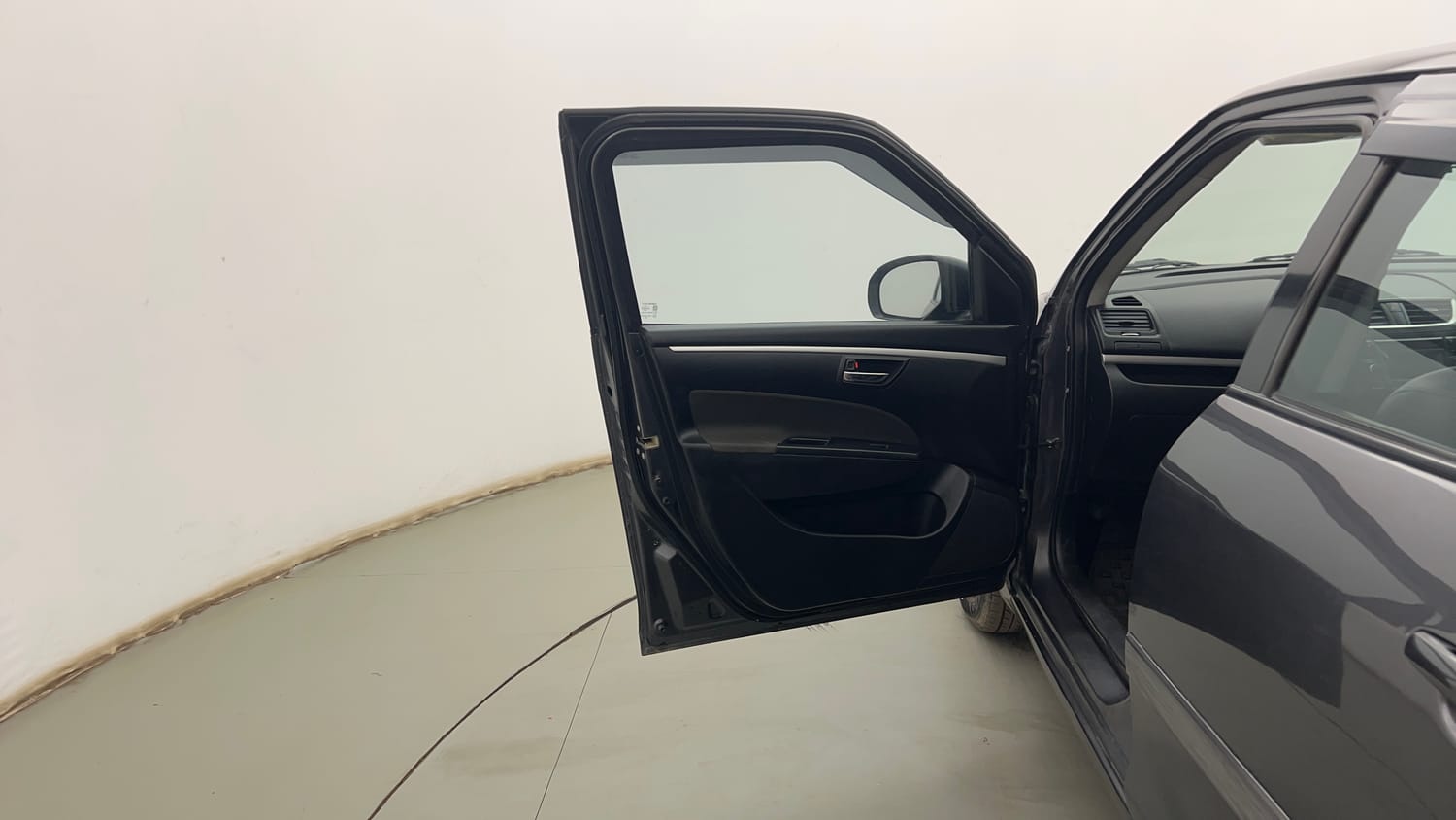 Used 2015 Maruti Suzuki Swift VXi Petrol Manual interior LEFT FRONT DOOR OPEN VIEW