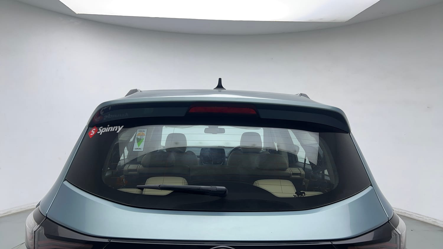 Used 2022 Tata Safari XZA Plus Diesel Automatic exterior BACK WINDSHIELD VIEW