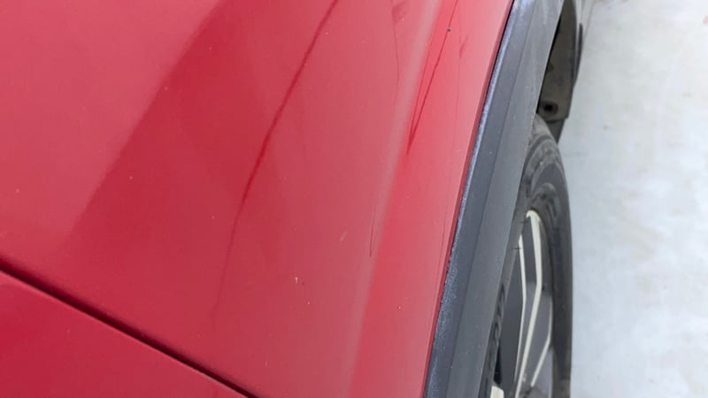 Used 2021 Mahindra XUV 300 W8 (O) 1.5 Diesel AMT Diesel Automatic dents MINOR SCRATCH