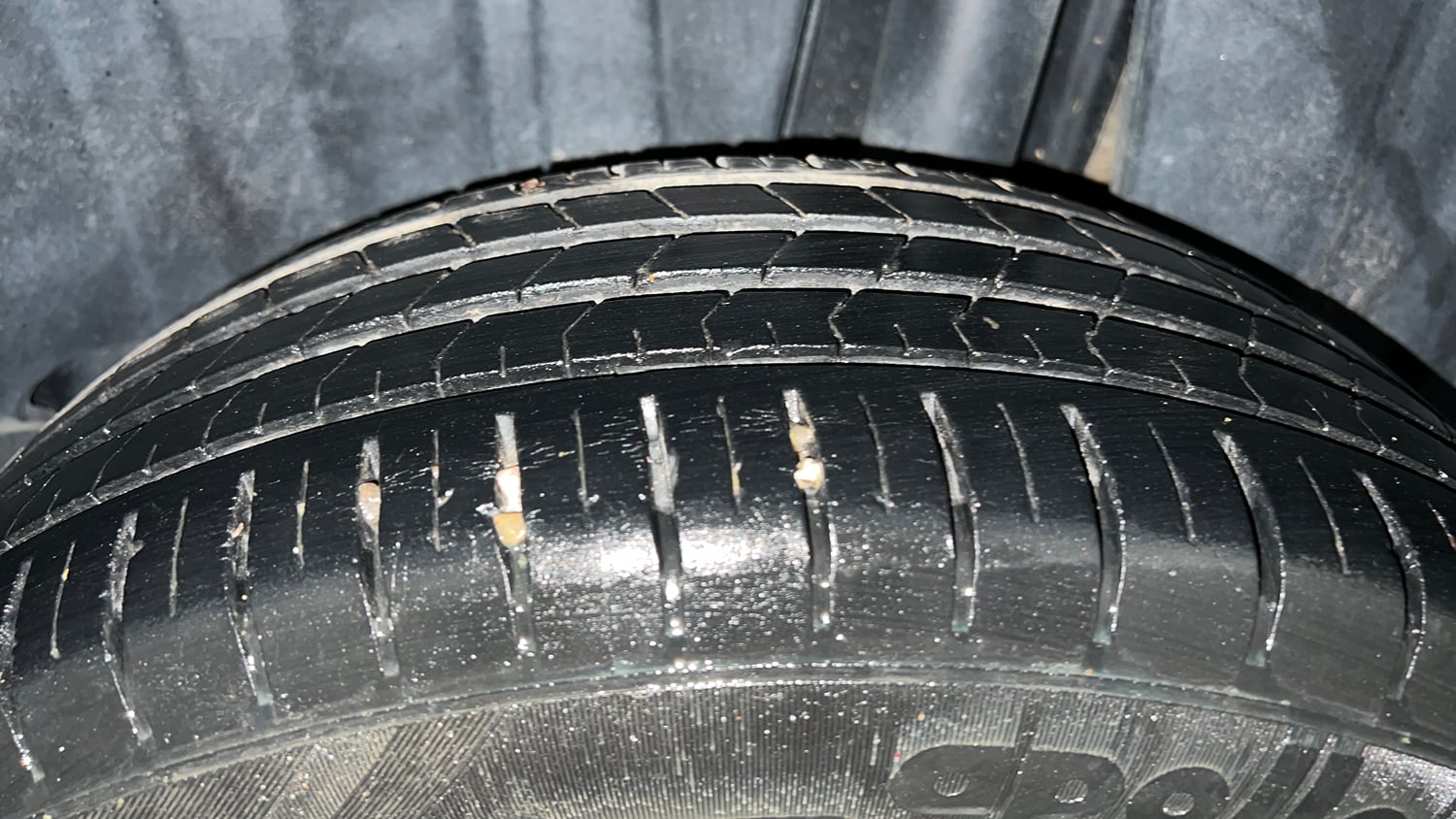 Used 2024 Maruti Suzuki Baleno Alpha MT Petrol Manual tyres LEFT REAR TYRE TREAD VIEW