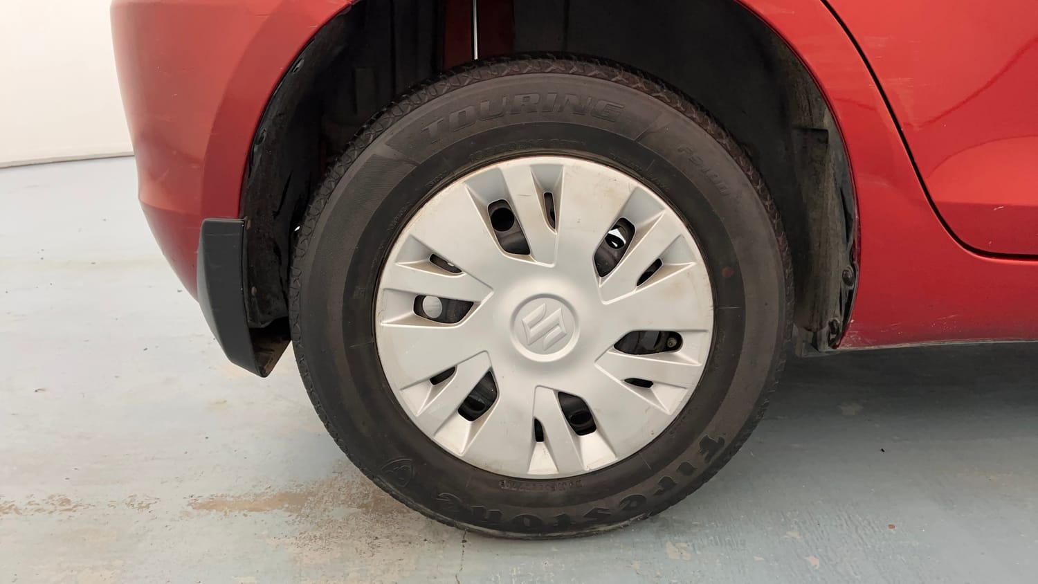 Used 2012 Maruti Suzuki Swift VXi Petrol Manual tyres RIGHT REAR TYRE RIM VIEW
