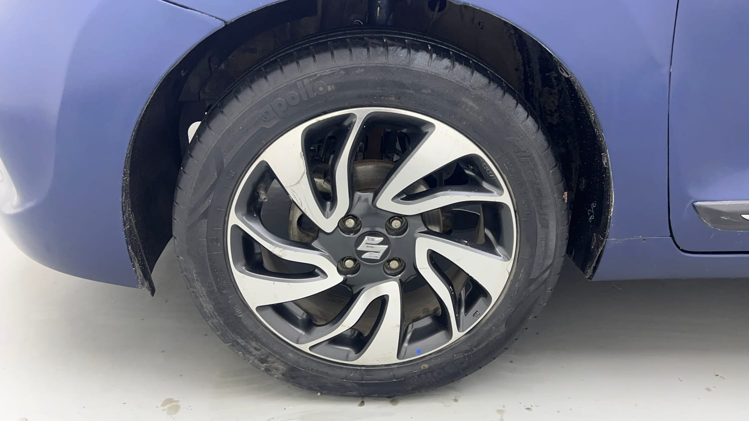 Used 2020 Maruti Suzuki Baleno Alpha Petrol Manual tyres LEFT FRONT TYRE RIM VIEW