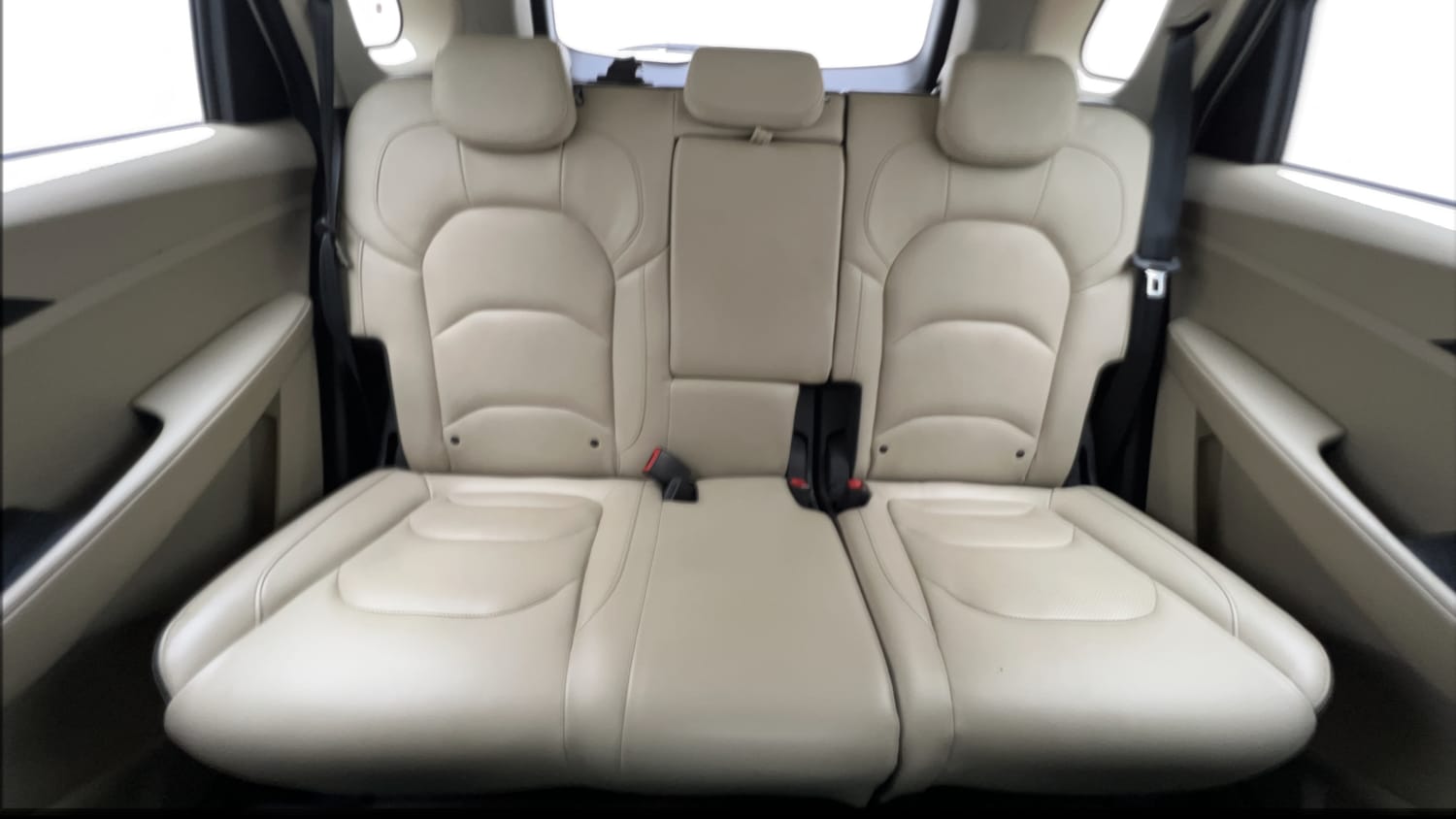 Used 2021 MG Motors Hector Sharp 1.5 DCT Petrol Petrol Automatic interior REAR SEAT CONDITION VIEW
