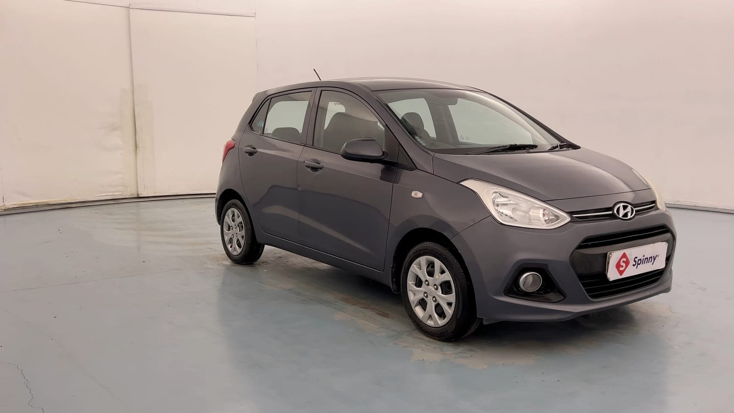 Used 2014 Hyundai Grand i10 Magna 1.2 Kappa VTVT Petrol Manual exterior RIGHT FRONT CORNER VIEW