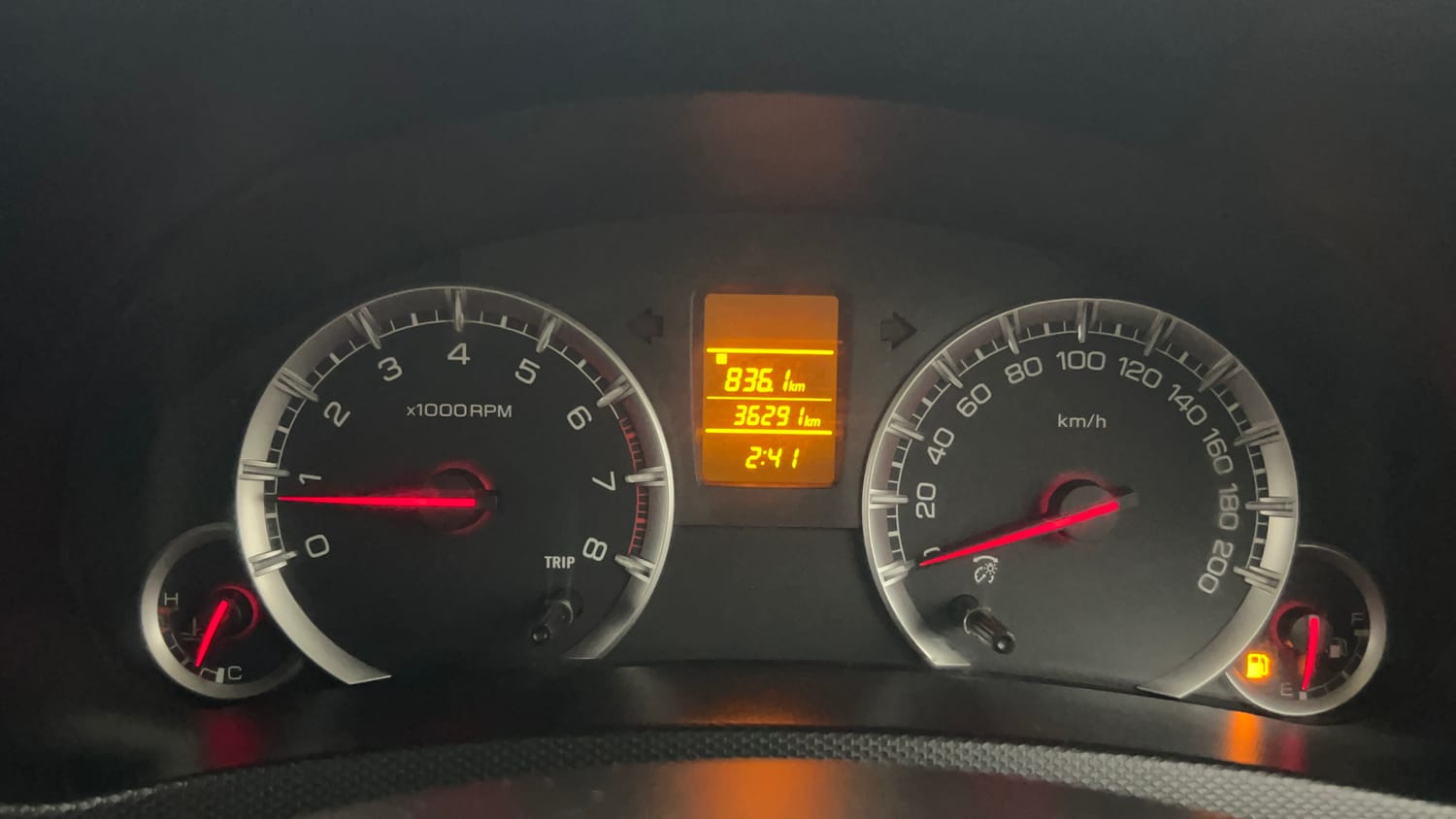 Used 2015 Maruti Suzuki Swift VXi Petrol Manual interior CLUSTERMETER VIEW