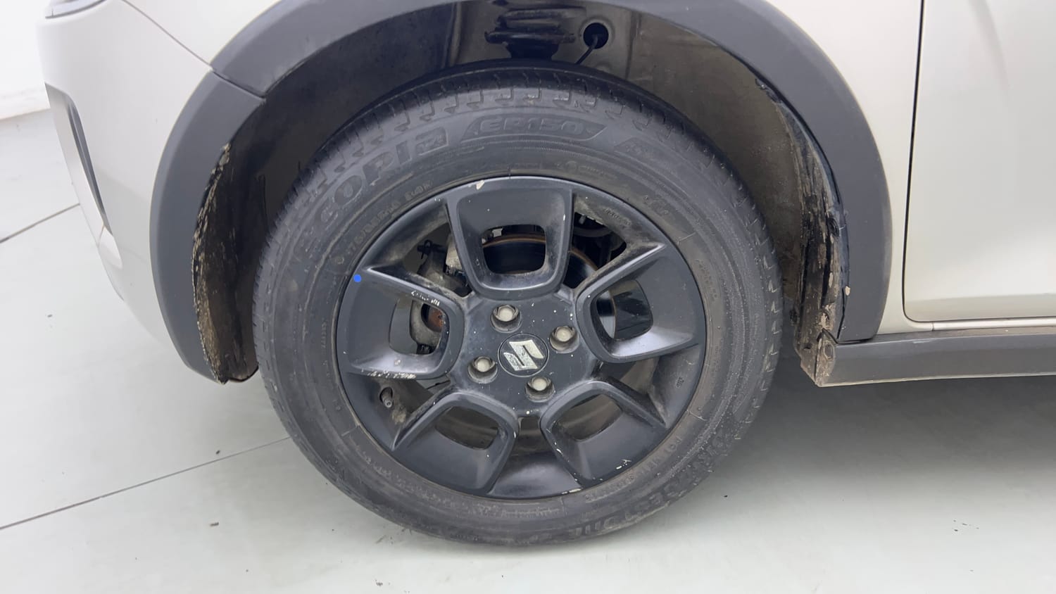 Used 2020 Maruti Suzuki Ignis Zeta 1.2 MT Petrol Manual tyres LEFT FRONT TYRE RIM VIEW