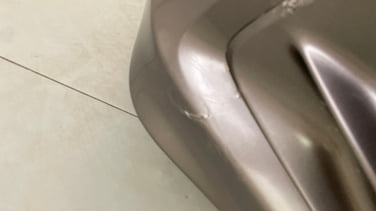 minor_scratch_0