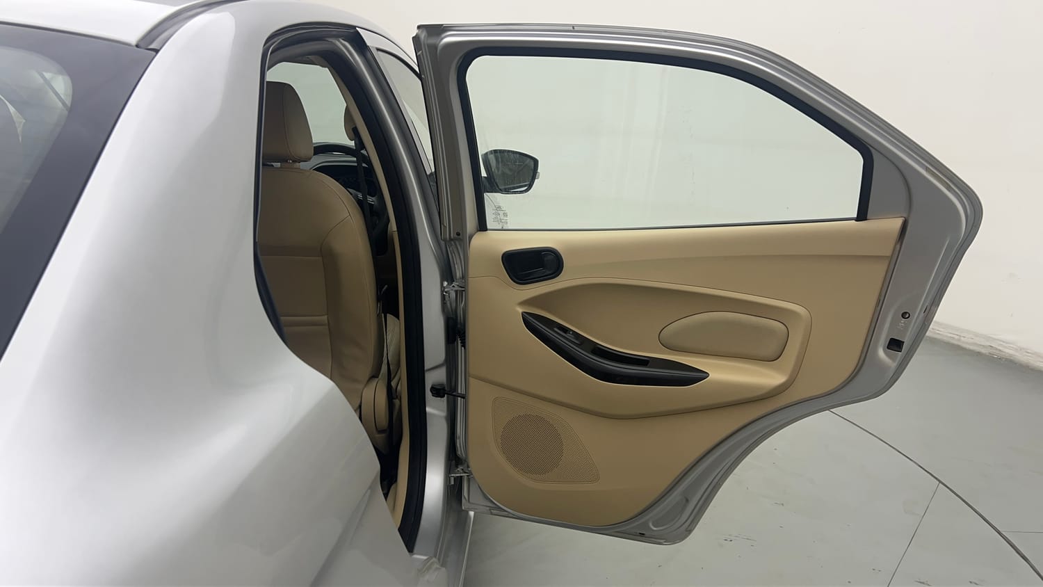 2015 Ford Figo Aspire Titanium 1.2 Ti-VCT-20