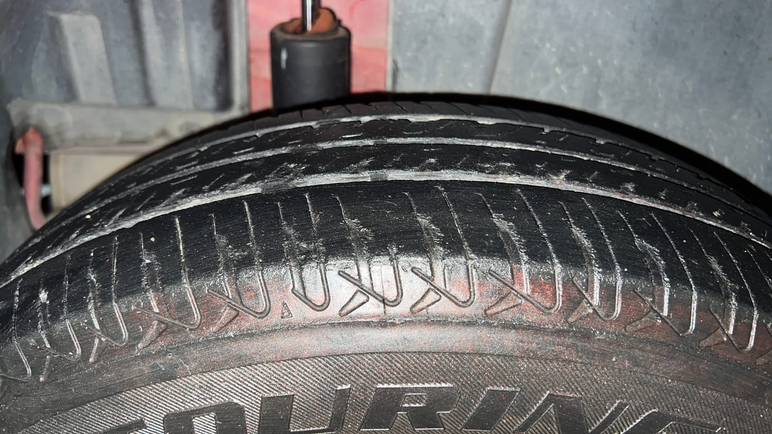 Used 2012 Maruti Suzuki Swift VXi Petrol Manual tyres RIGHT REAR TYRE TREAD VIEW
