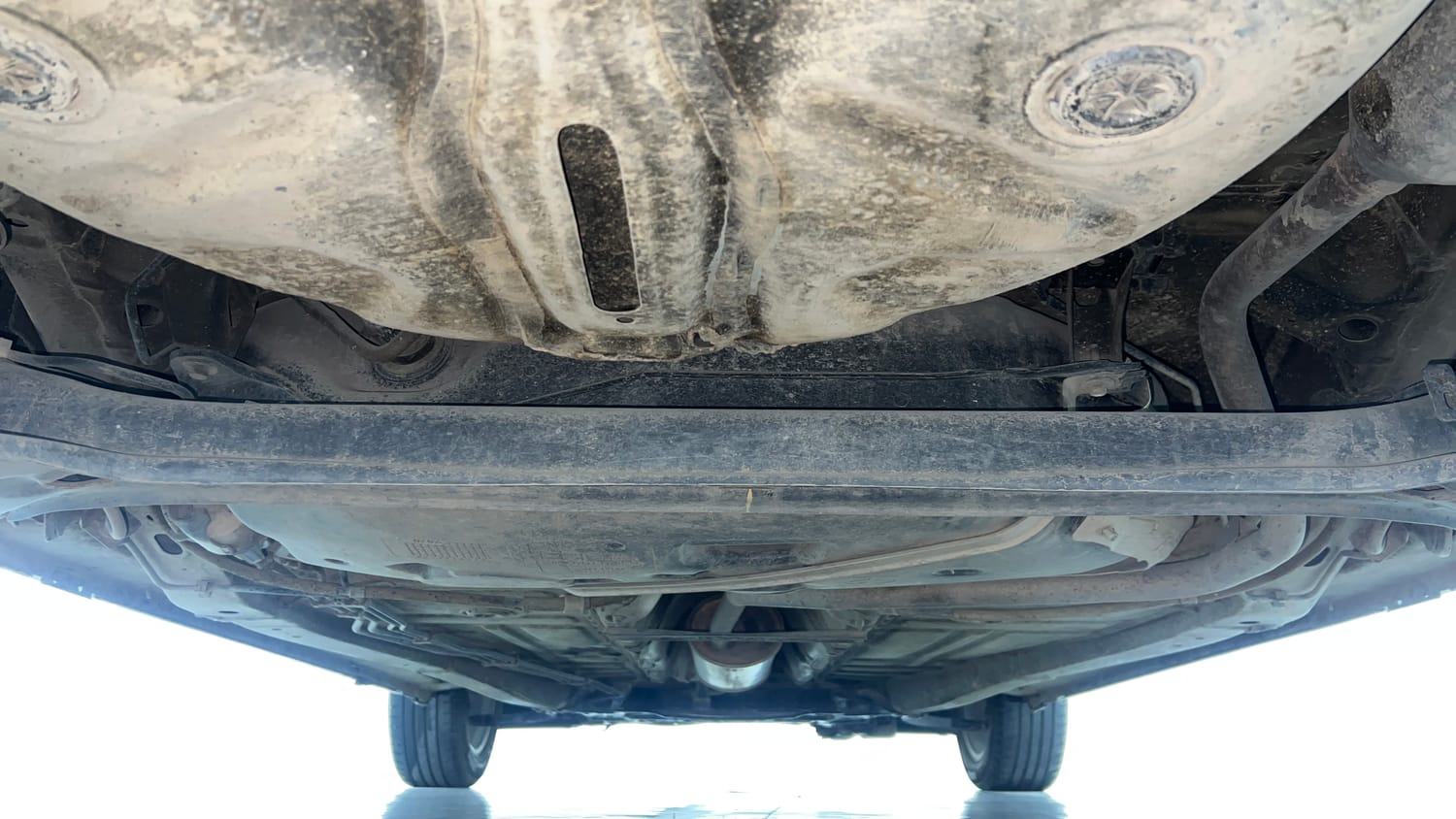 Used 2020 Maruti Suzuki Baleno Alpha Petrol Manual extra REAR UNDERBODY VIEW (TAKEN FROM REAR)