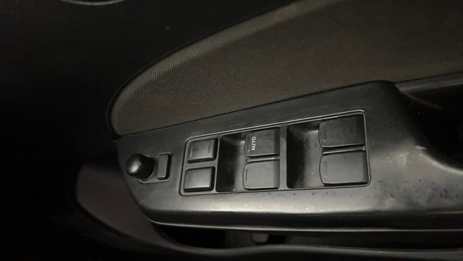 Used 2015 Maruti Suzuki Swift VXi Petrol Manual top_features Adjustable ORVM
