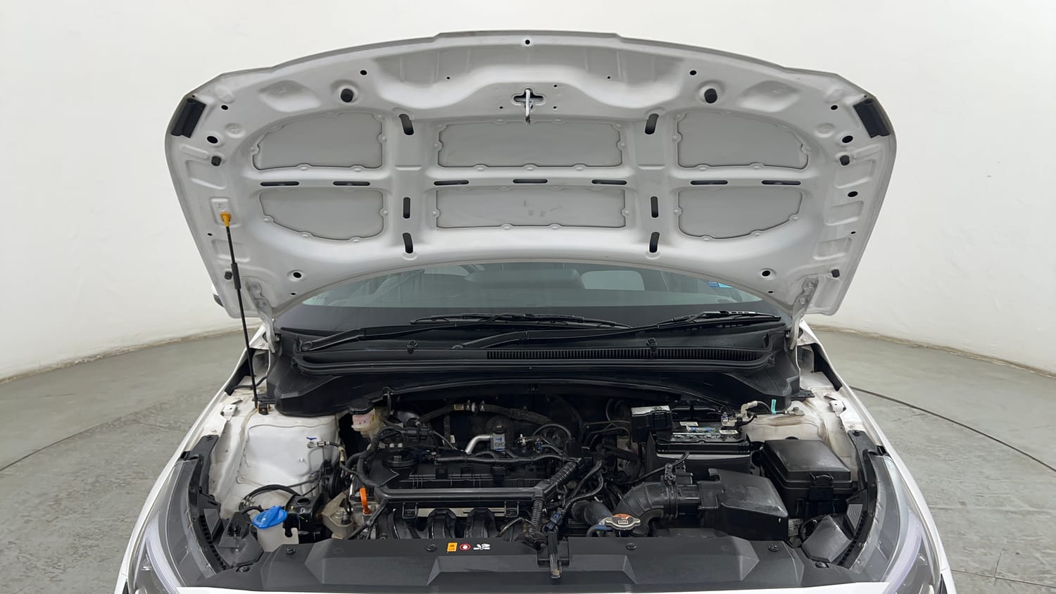 Used 2025 Hyundai New i20 Asta (O) 1.2 IVT Petrol Automatic engine ENGINE & BONNET OPEN FRONT VIEW