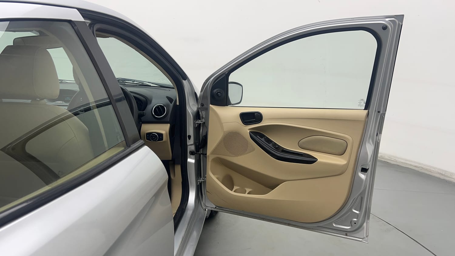 2015 Ford Figo Aspire Titanium 1.2 Ti-VCT-19