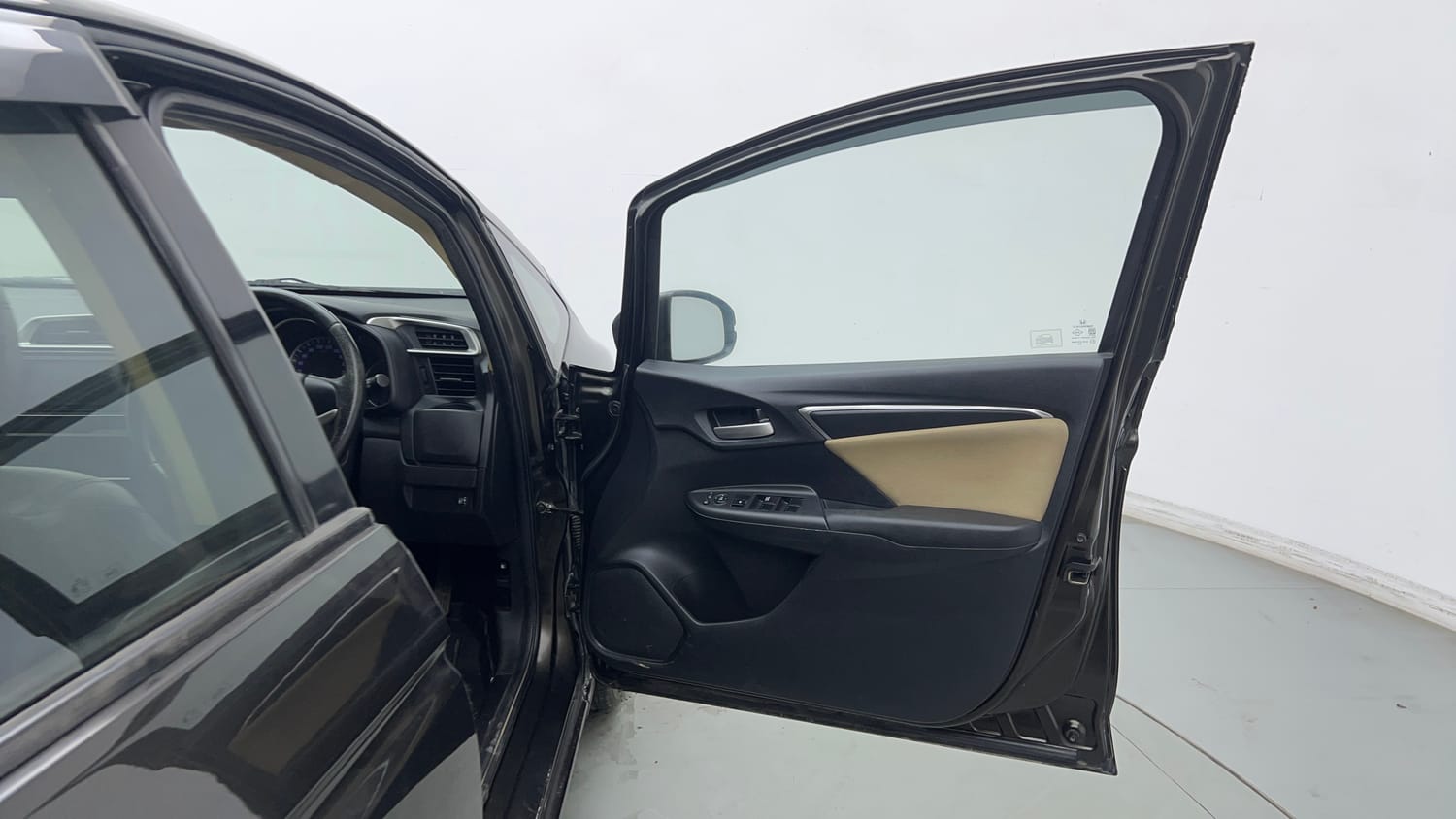 2016 Honda Jazz V AT Petrol-19