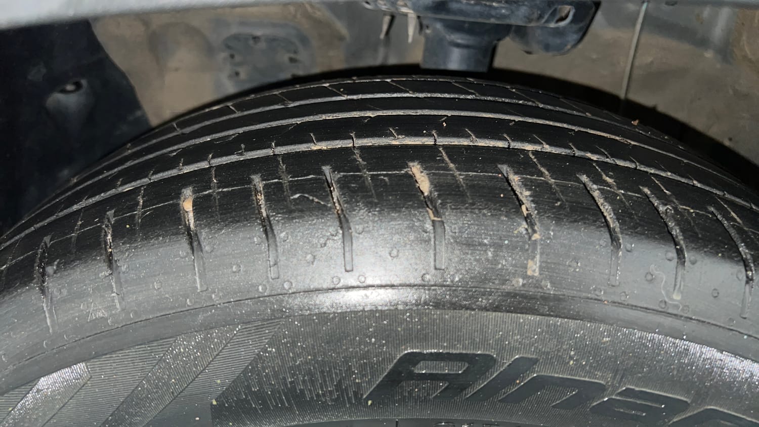Used 2023 Hyundai Creta SX 1.5 Petrol Petrol Manual tyres LEFT FRONT TYRE TREAD VIEW