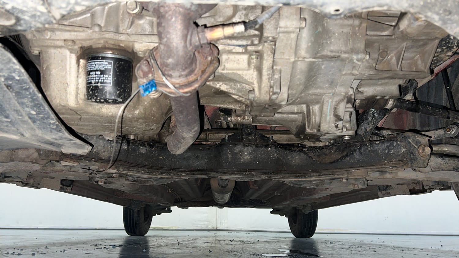Used 2012 Maruti Suzuki Swift VXi Petrol Manual extra FRONT LEFT UNDERBODY VIEW