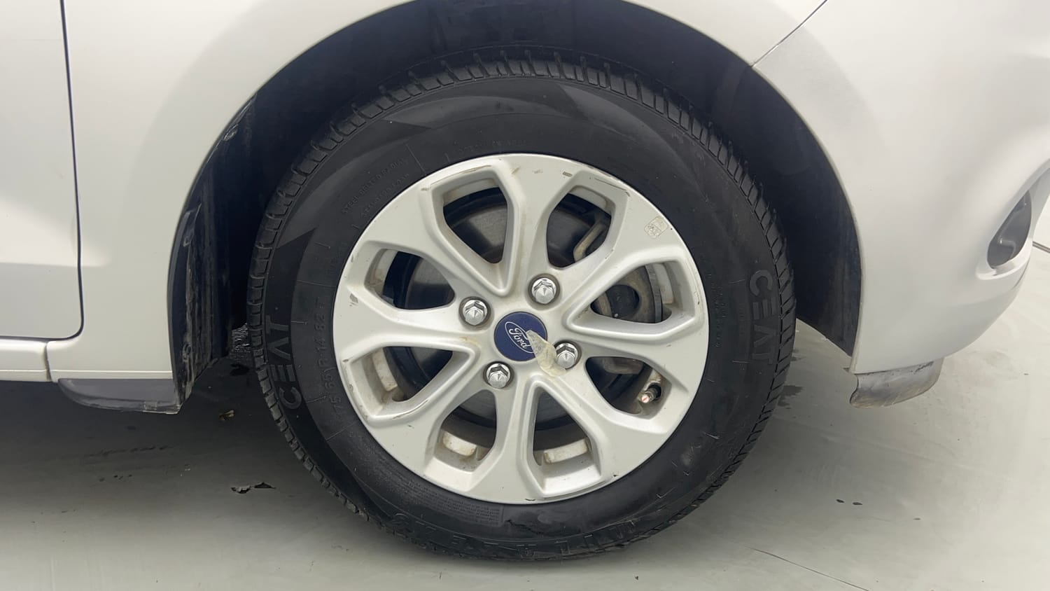 2015 Ford Figo Aspire Titanium 1.2 Ti-VCT-32