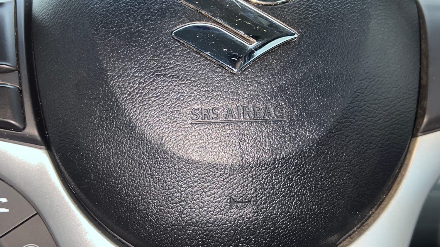 Used 2020 Maruti Suzuki Ignis Zeta 1.2 MT Petrol Manual top_features Airbags